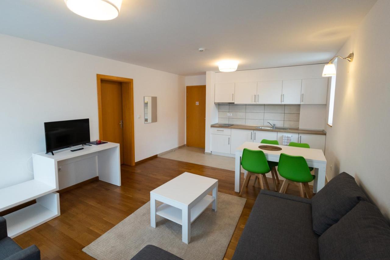 Merkur Apartments - Self Check-In Miercurea Ciuc Extérieur photo